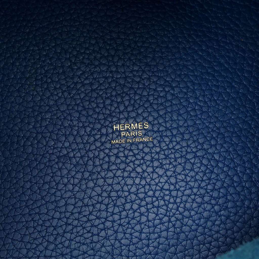 Hermès Clemence Picotin Lock 22 Casaque Green Leather Good condition - Box View