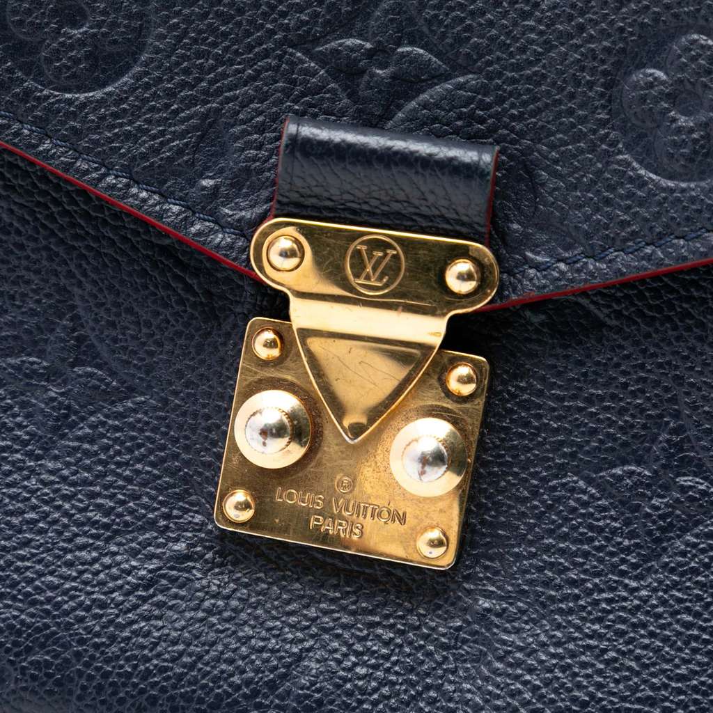 Louis Vuitton Monogram Empreinte Pochette Metis Blue Leather Good condition - Box View