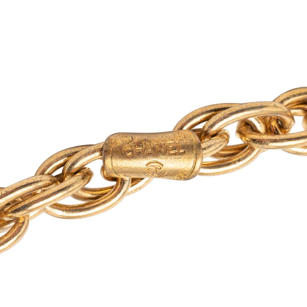 Chanel CC Gold Plated Medallion Wrap Around Necklace Gold Metal Good condition - Inside View