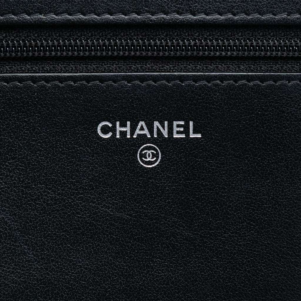 Chanel Quilted Shiny Aged Calfskin Boy Wallet On Chain Black Leather Good condition - Box View