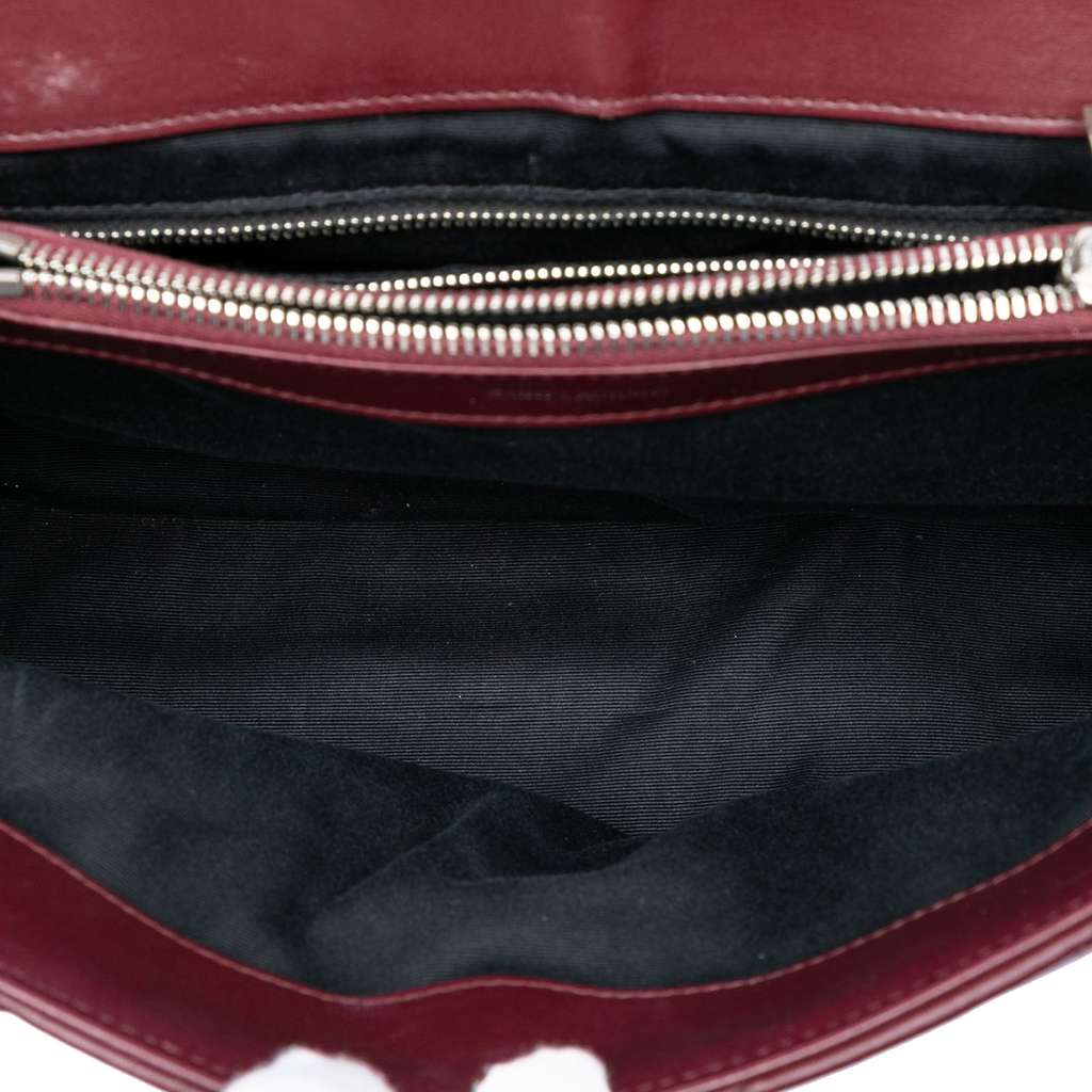 Saint Laurent Medium Matelasse Calfskin Monogram LouLou Shoulder Bag Red Leather Good condition - Model View