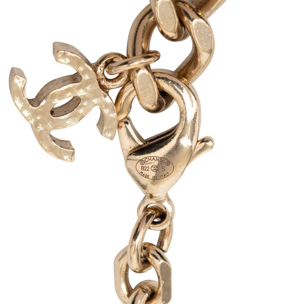 Chanel CC Gold Plated Perfume Bottle Locket Pendant Necklace Gold Metal Good condition - Inside View