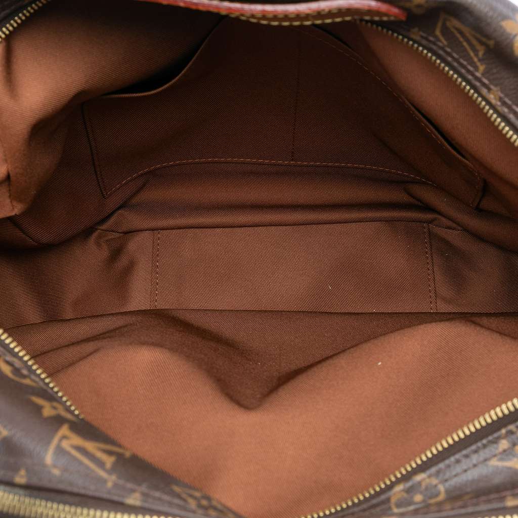 Louis Vuitton Monogram Soft Hat Trunk Brown Good condition - Model View