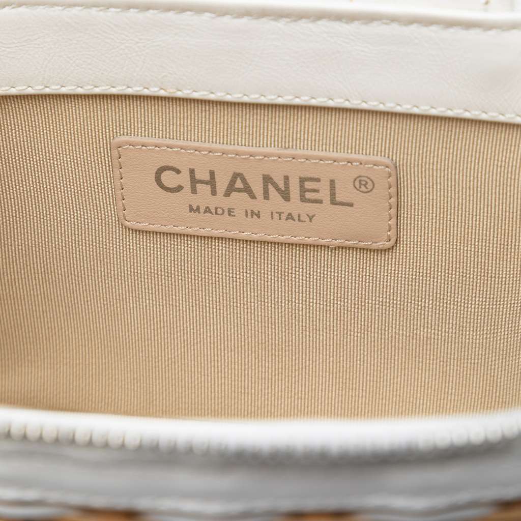 Chanel Take Away Wicker Vanity Case Beige Good condition - Box View