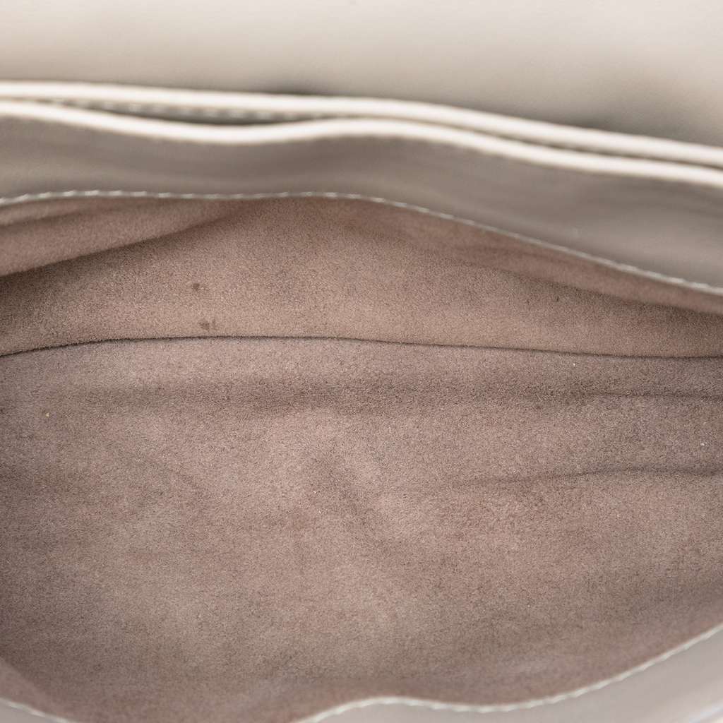 Bottega Veneta Baby Nappa Intrecciato Olimpia Crossbody Brown Leather Good condition - Model View