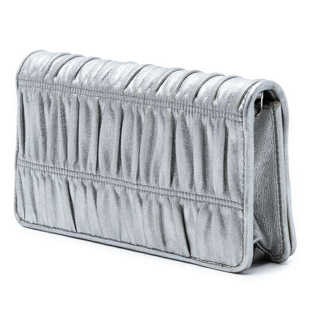 Prada Metallic Nappa Gaufre Wallet On Chain Silver Leather Good condition - Back View