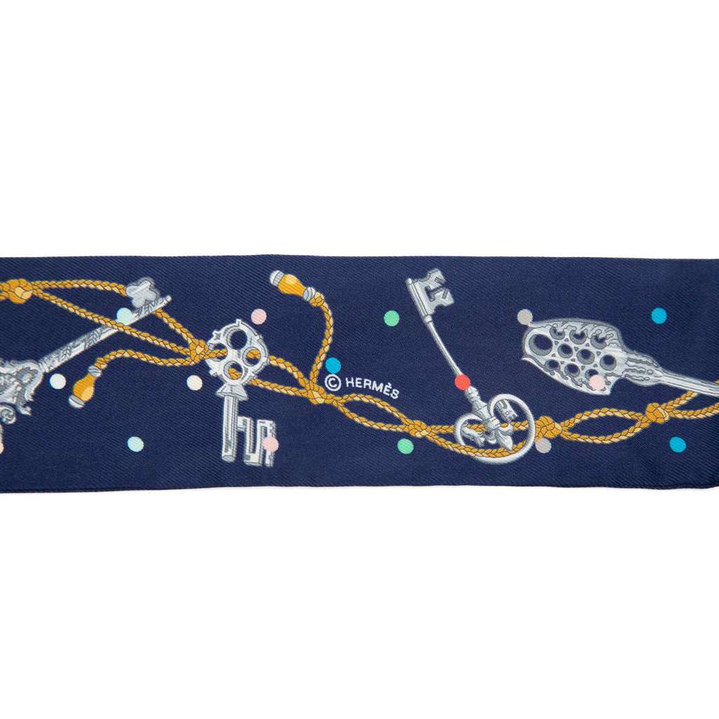 Hermès Les Cles a Pois Silk Twilly Scarf Blue Silk Good condition - Box View