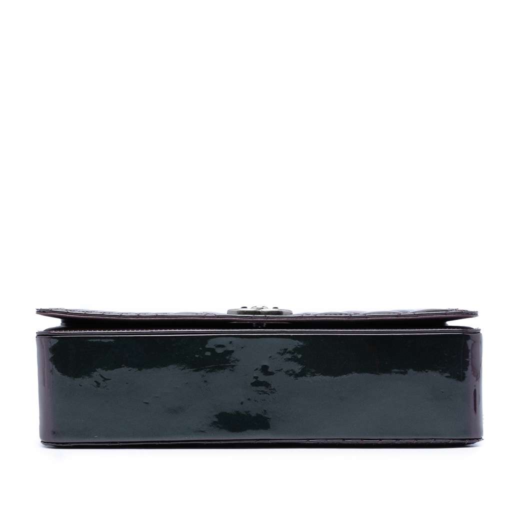 Chanel Large Quilted Patent Coco Boy Flap Purple Leather Good condition - Inside View