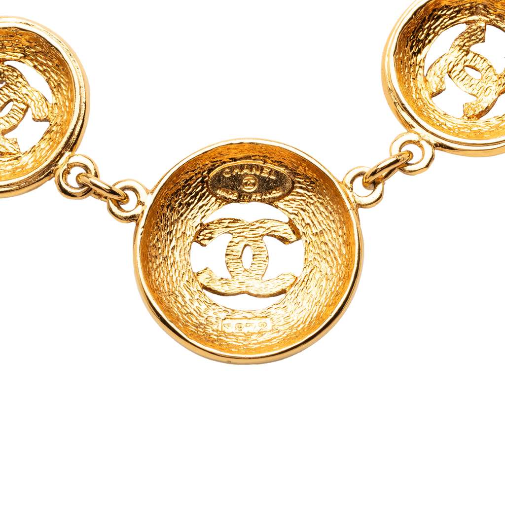 Chanel CC Gold Plated Medallion Necklace Gold Metal Good condition - Back View