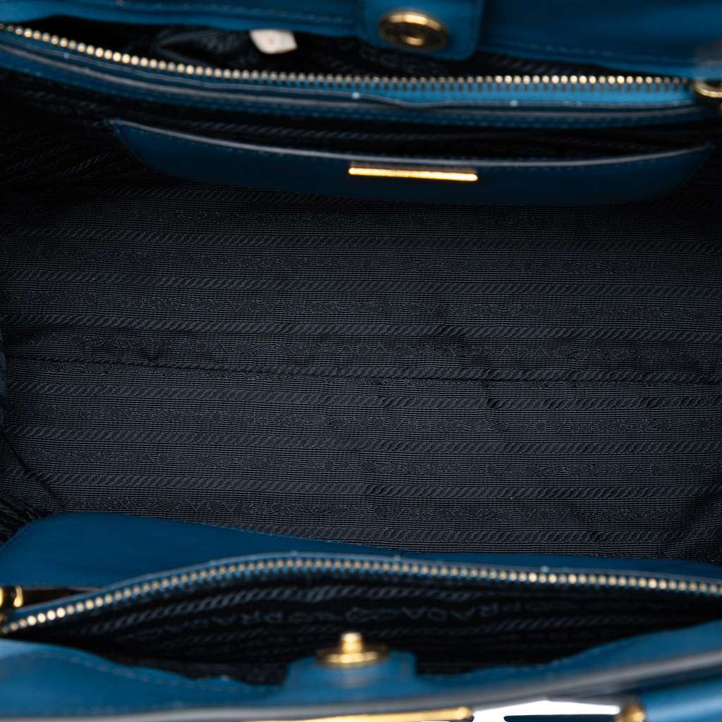 Prada Bicolor Saffiano Lux Galleria Satchel Blue Leather Good condition - Model View