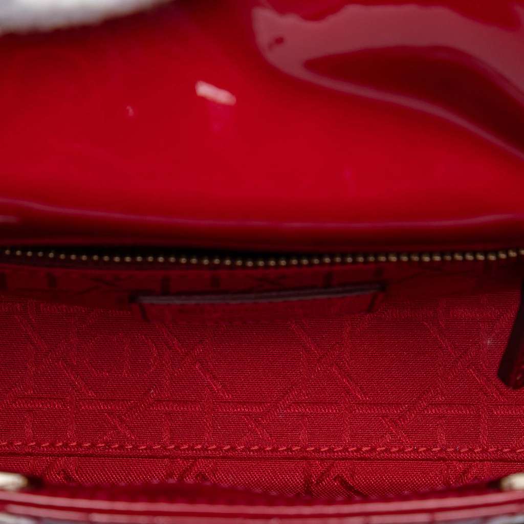 Dior Mini Patent Cannage Lady Dior Red Leather Good condition - Model View