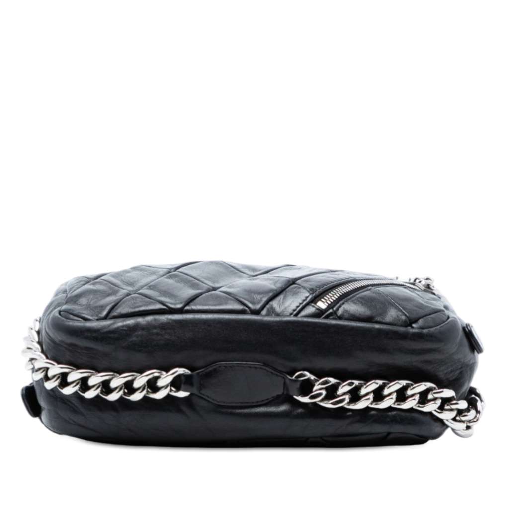 Chanel Quilted Lambskin Chain Shoulder Bag Black Leather Good condition - Inside View