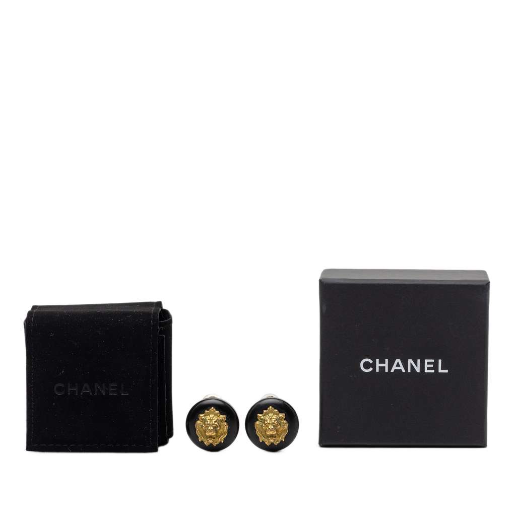 Chanel Gold Plated Resin Lion Head Clip On Earrings Black Good condition - Model View