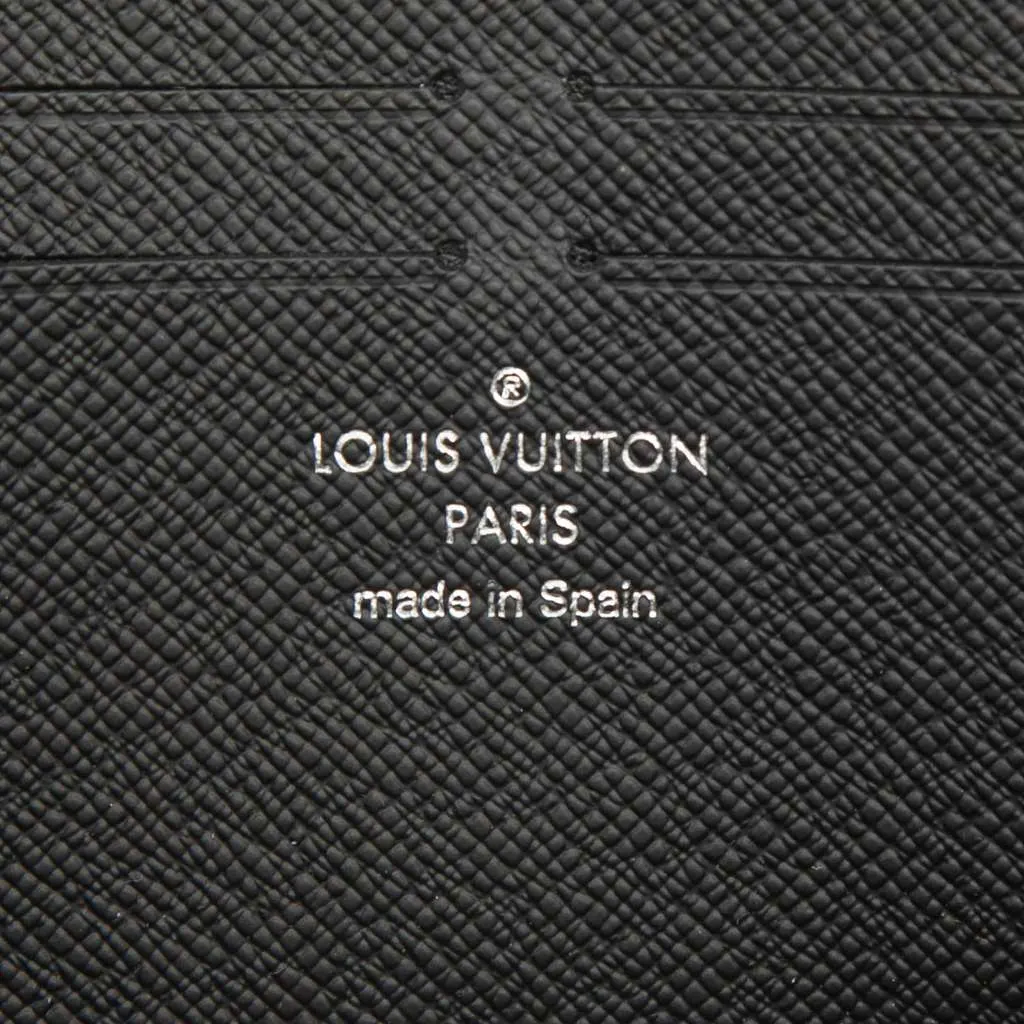 Louis Vuitton Taiga Zippy Dragonne Wallet Black Leather Very good - Box View