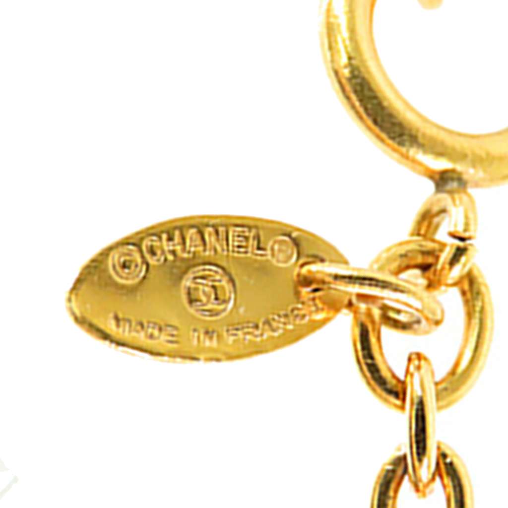 Chanel CC Quilted Gold Plated Pendant Necklace Gold Metal Good condition - Box View
