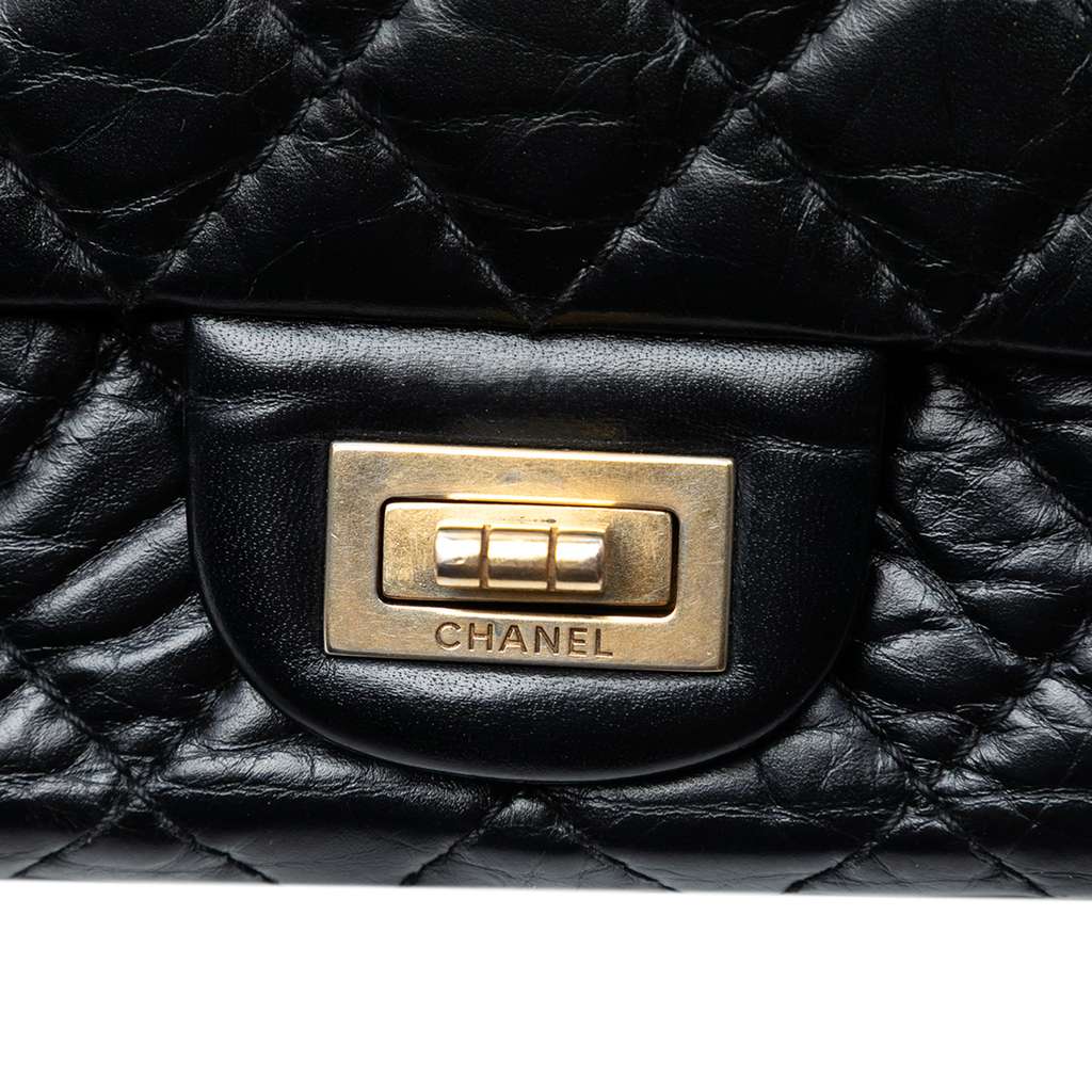 Chanel Quilted Aged Calfskin Reissue 2.55 Double Flap 225 Black Leather Good condition - Box View