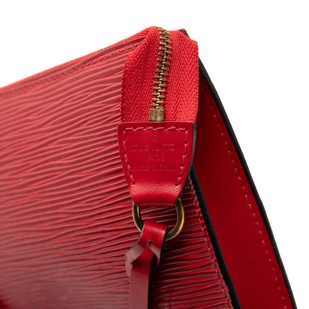 Louis Vuitton Epi Pochette Accessoires Red Leather Good condition - Box View