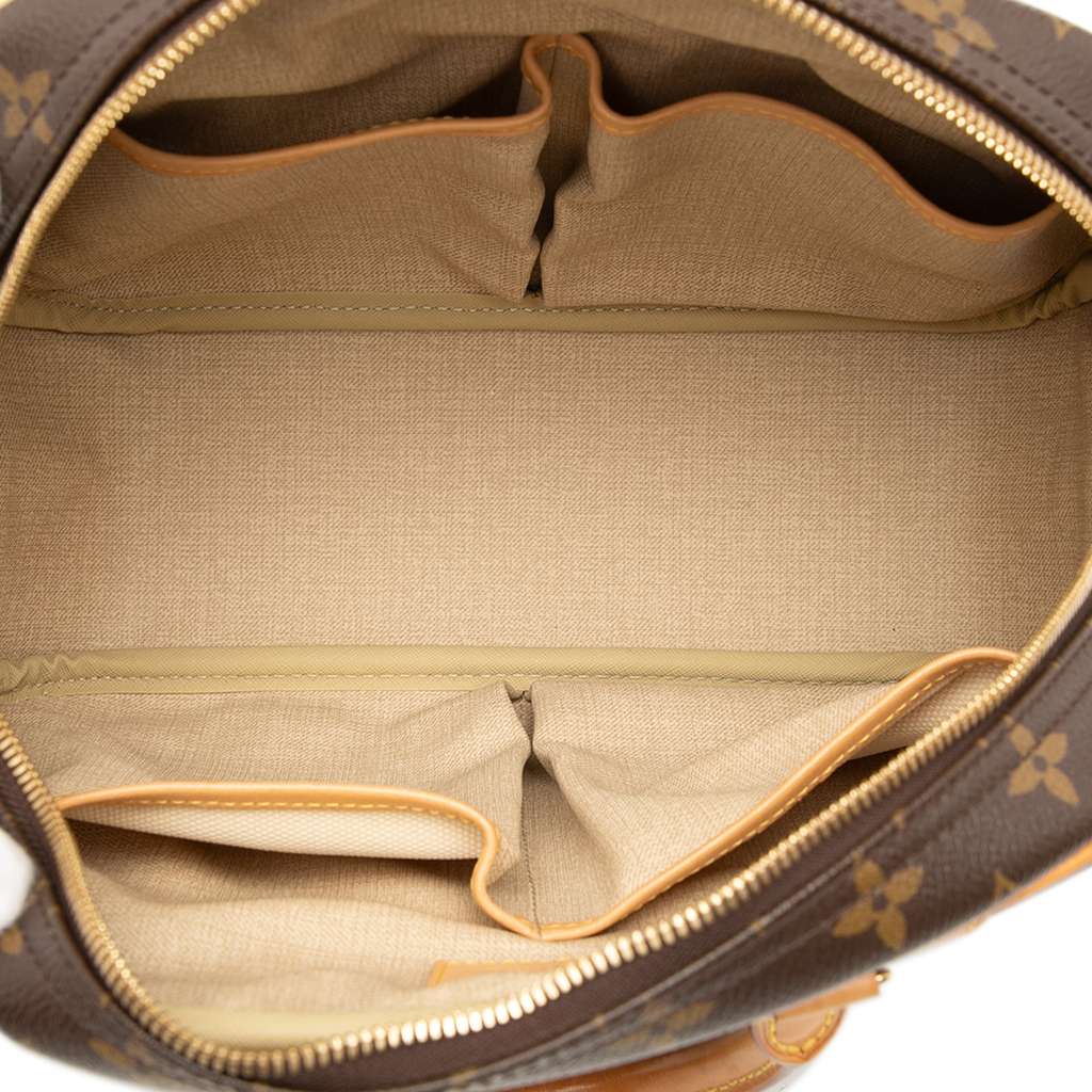 Louis Vuitton Monogram Trouville Brown Good condition - Model View