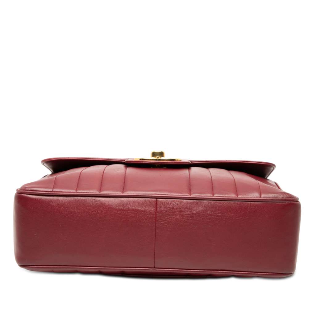 Chanel Jumbo XL Vertical Quilt Lambskin Single Flap Red Leather Good condition - Inside View