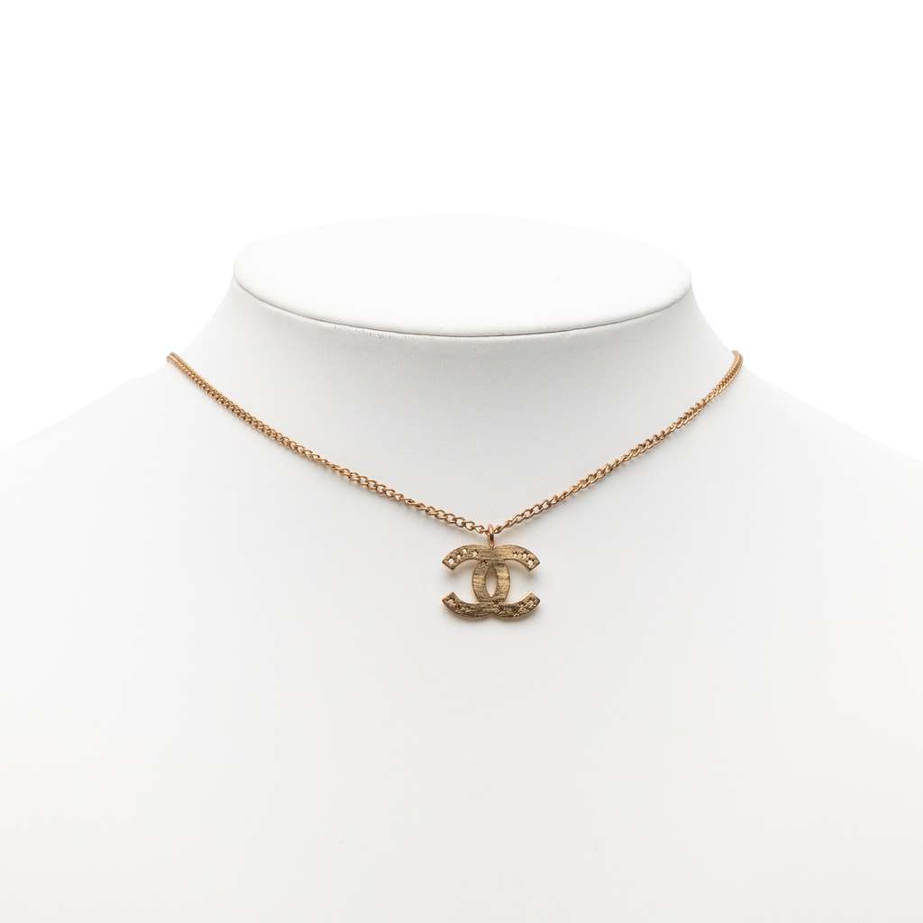 Chanel Gold Plated CC Star Pendant Necklace Gold Metal Good condition - Box View