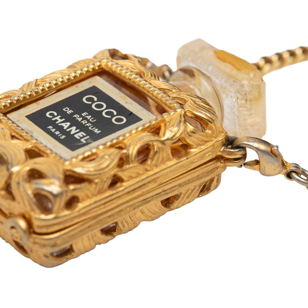 Chanel Gold Plated Perfume Bottle Necklace Gold Metal Good condition - Inside View