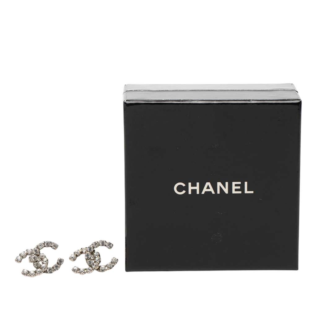 Chanel CC Silver Plated Crystal Stud Push Back Earrings Silver Metal Good condition - Model View