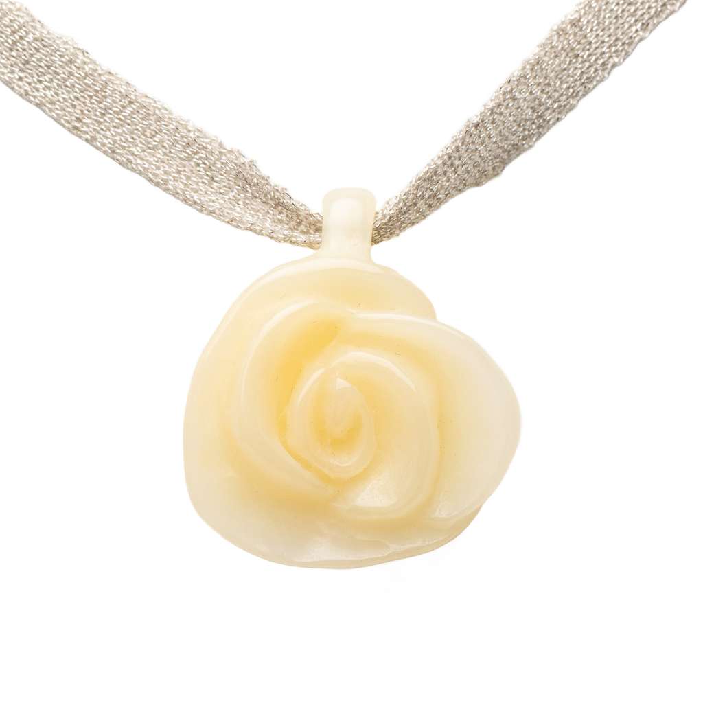 Chanel Satin and Resin Camellia Choker Necklace Silver Satin Good condition - Back View