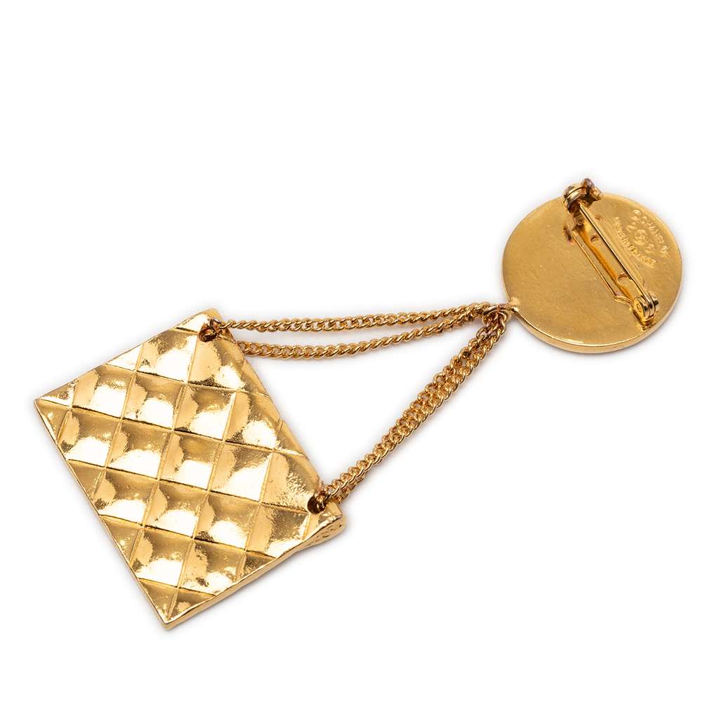 Chanel CC Gold Plated Quilted Flap Bag Medallion Brooch Gold Metal Good condition - Back View