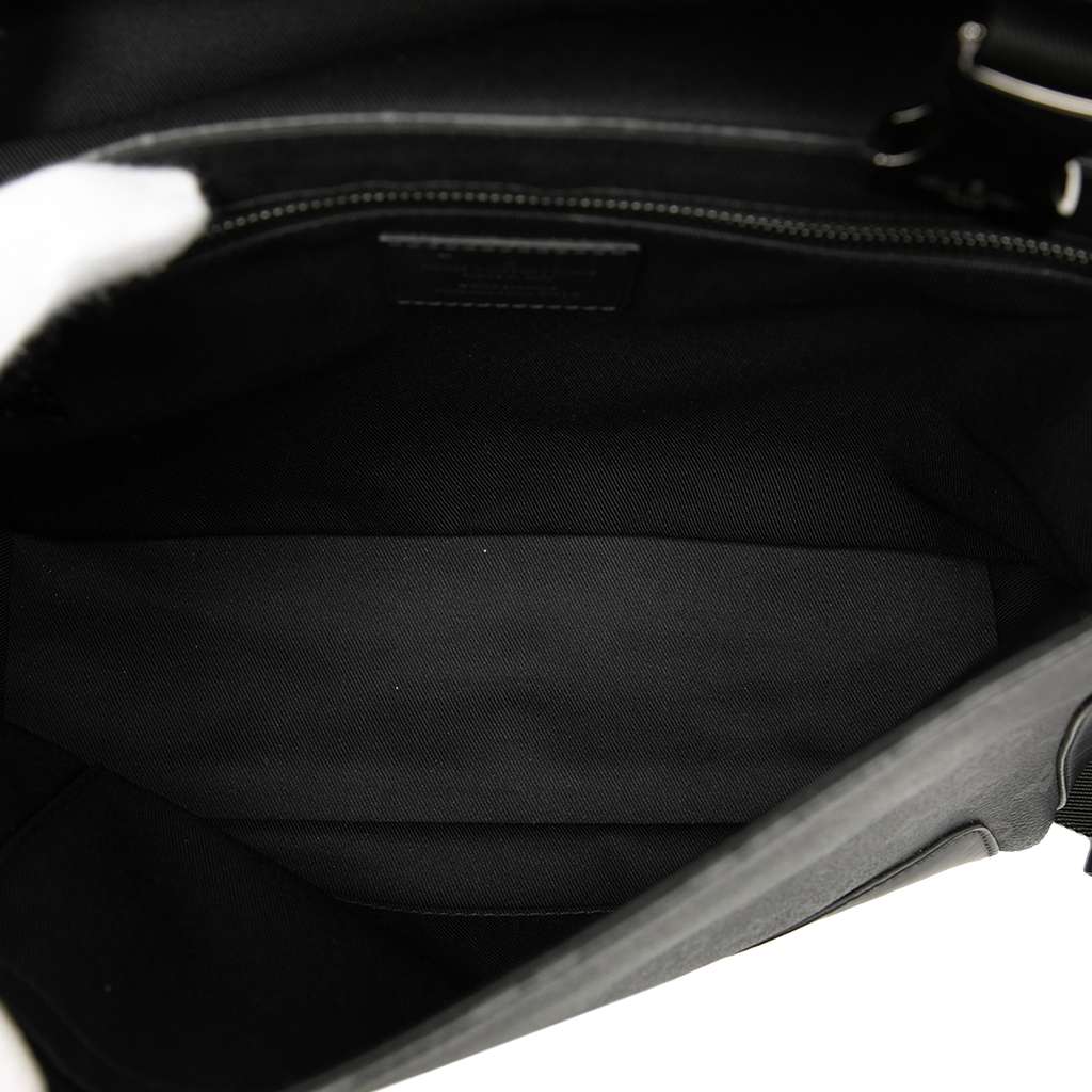 Louis Vuitton Monogram Eclipse Voyager PM Black Good condition - Model View