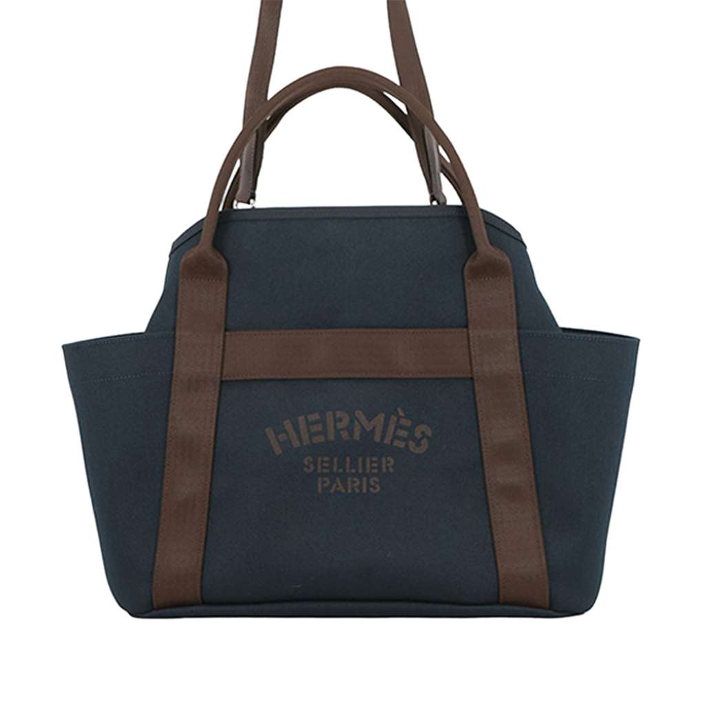 Hermès Toile Sac de Pansage Grooming Bag