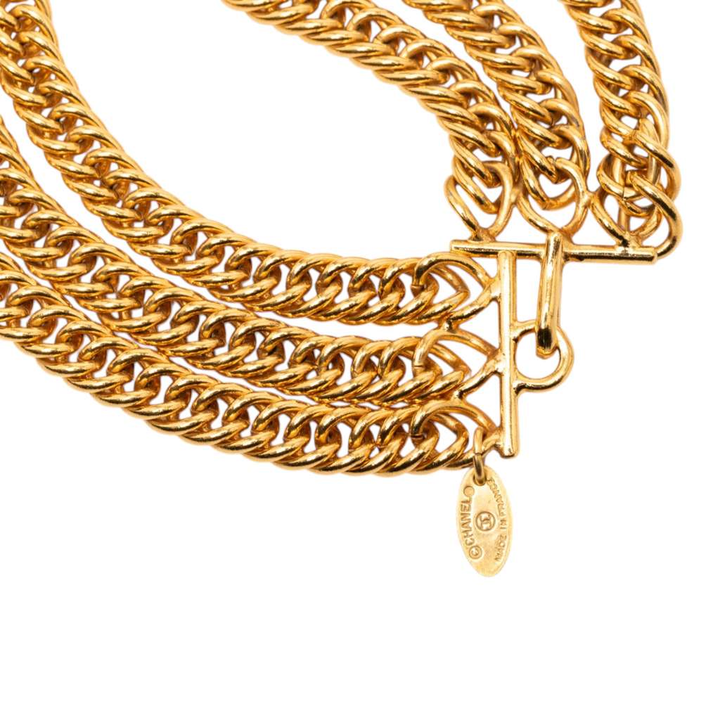 Chanel Gold Plated Medallion Multistrand Chain Choker Necklace Gold Metal Good condition - Model View