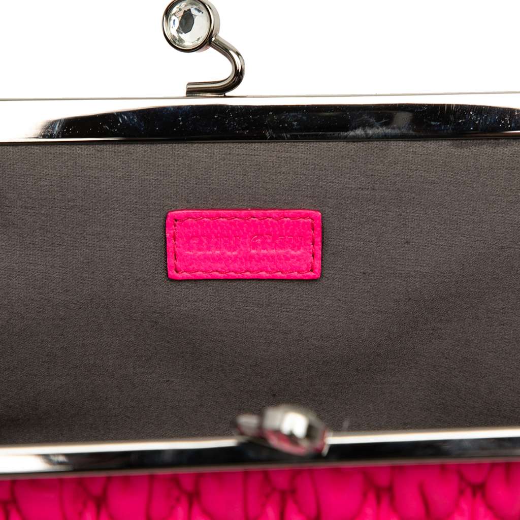 Miu Miu Matelasse Nappa Kiss Lock Frame Clutch Pink Leather Good condition - Box View