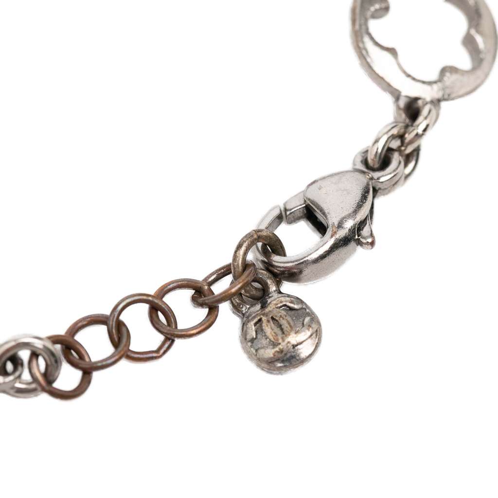 Chanel CC Plated No. 5 Cutout Charms Chain Bracelet Silver Brass Good condition - Model View