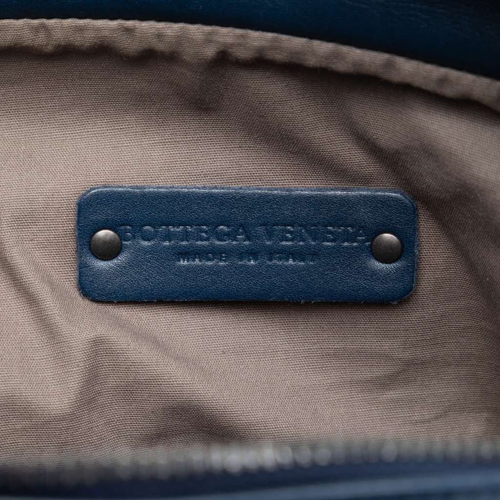 Bottega Veneta Nappa Intrecciato Front Pocket Crossbody Blue Leather Good condition - Box View