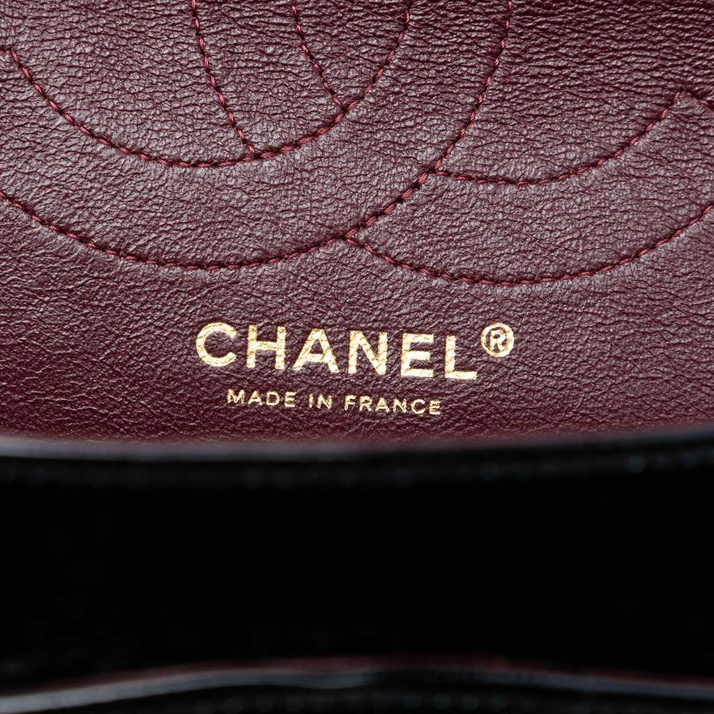 Chanel Reissue 2.55 Crackled Patent Puzzle Double Flap 226 Black Leather Good condition - Box View