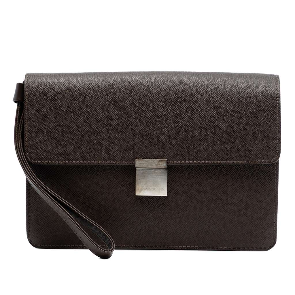 Louis Vuitton Taiga Selenga