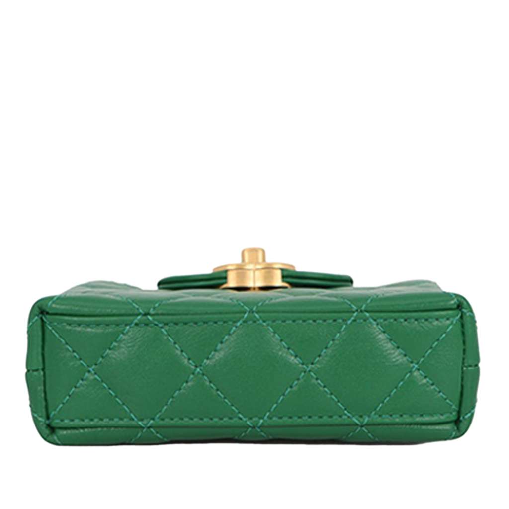 Chanel Nano Aged Calfskin Kelly Shopper Bag Green Leather Very good condition - Inside View