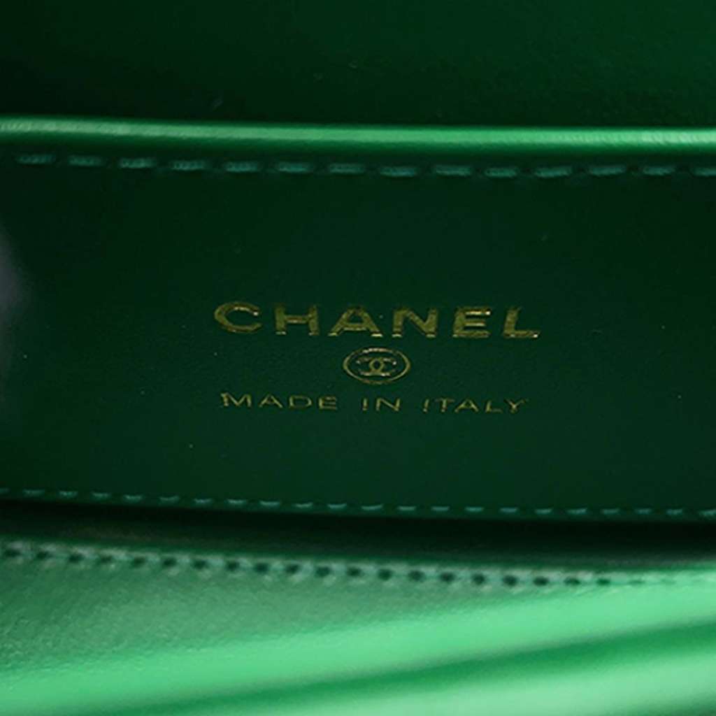 Chanel Nano Aged Calfskin Kelly Shopper Bag Green Leather Very good condition - Box View
