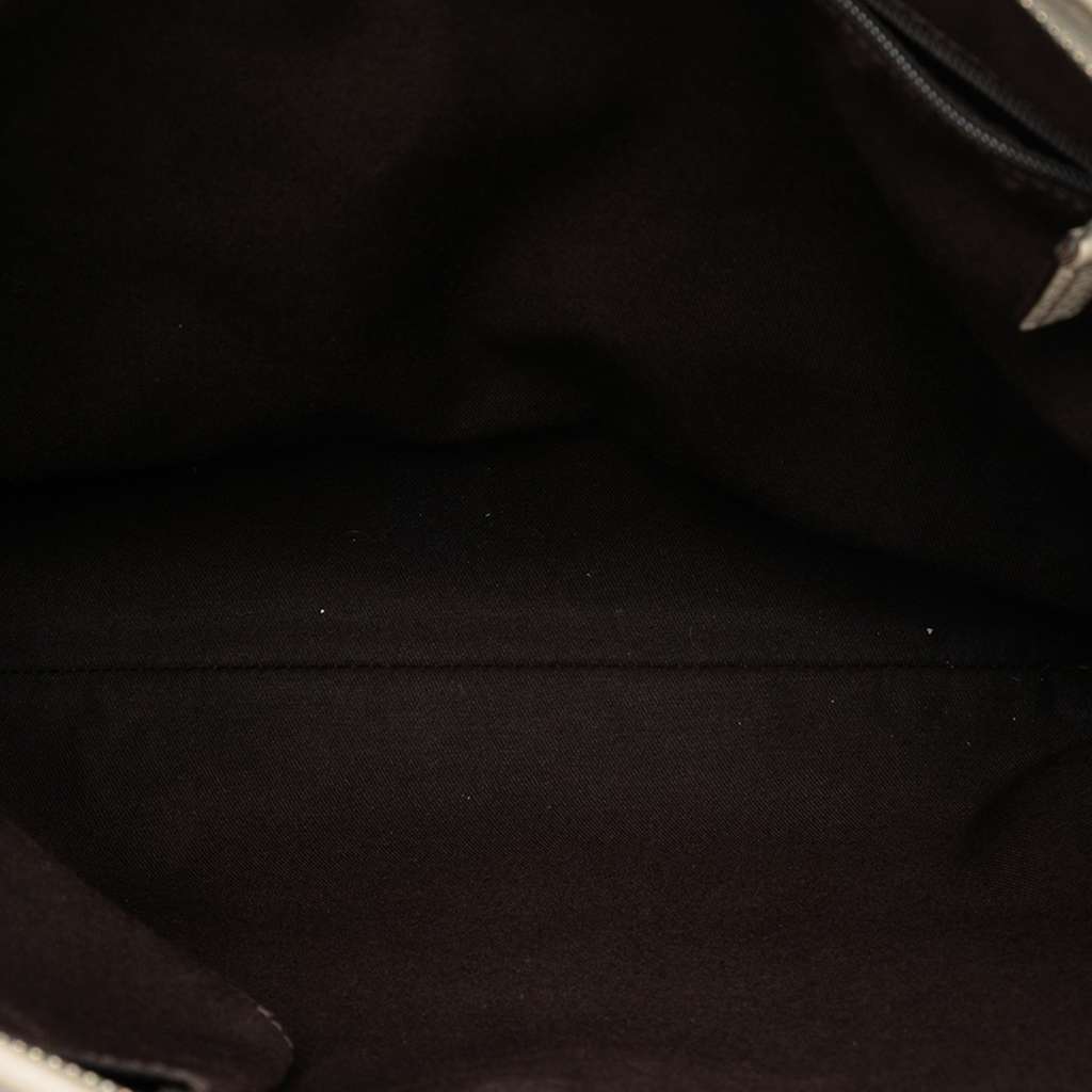 Gucci GG Canvas Abbey D Ring Crossbody Beige Canvas Good condition - Model View