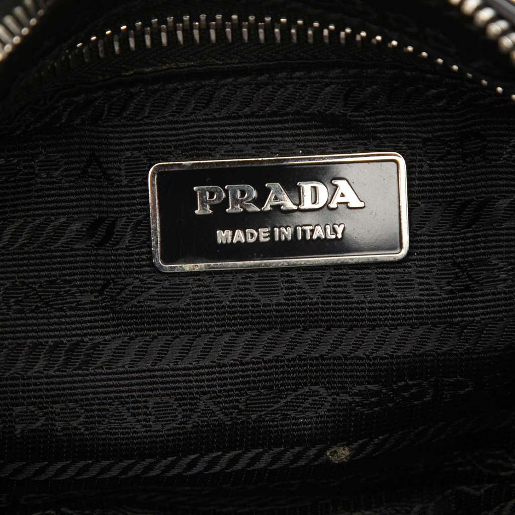 Prada Vitello Trimmed Tessuto Shoulder Bag Black Good condition - Box View