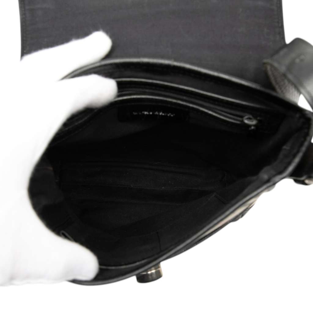 Burberry Nova Check Canvas Crossbody Beige Canvas Good condition - Model View