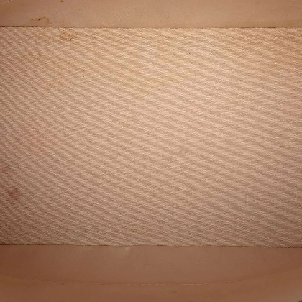 Louis Vuitton Monogram Vernis Montebello MM Beige Leather Very good - Model View