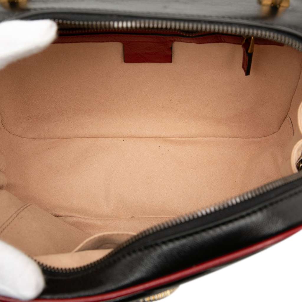 Gucci Small GG Marmont Matelasse Diagonal Leather Torchon Bamboo Satchel Black Leather Good condition - Model View