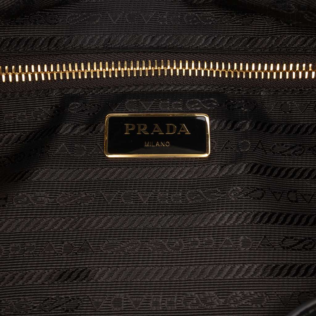 Prada Large Padded Re Nylon Crossbody Black Good condition - Box View