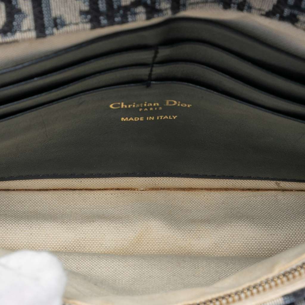 Dior Oblique Canvas Saddle Pouch Wallet on Chain Blue Canvas Good condition - Model View