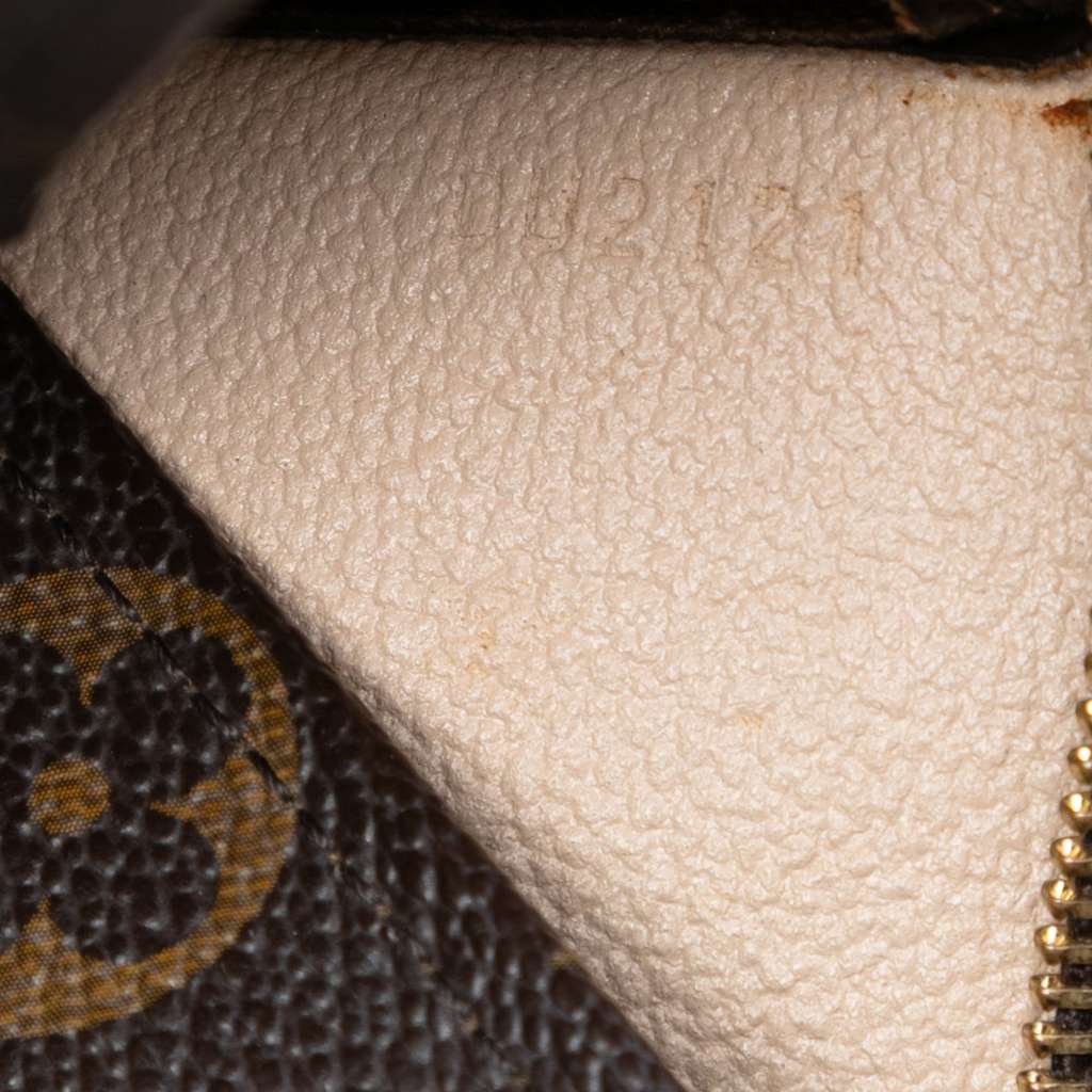 Louis Vuitton Monogram Toiletry Pouch 19 Brown Good condition - Box View