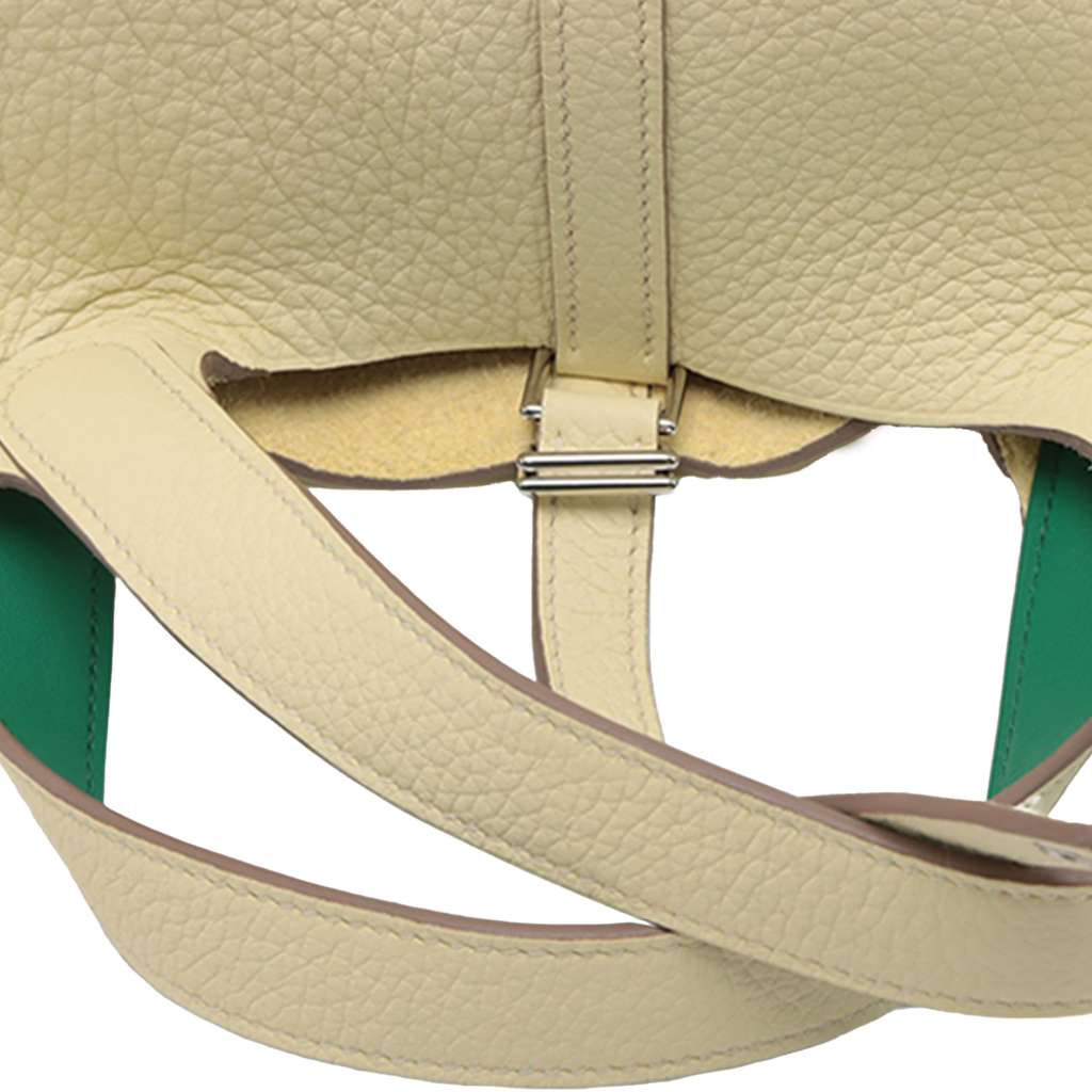 Hermès Clemence and Swift Picotin Lock 18 Eclat Yellow Leather Good condition - Box View