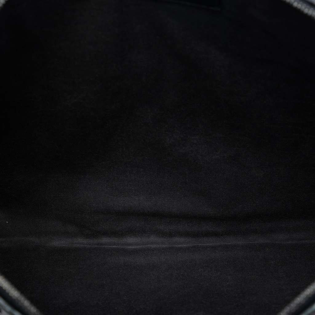 Bottega Veneta Patent Intrecciato Clutch Black Leather Good condition - Model View