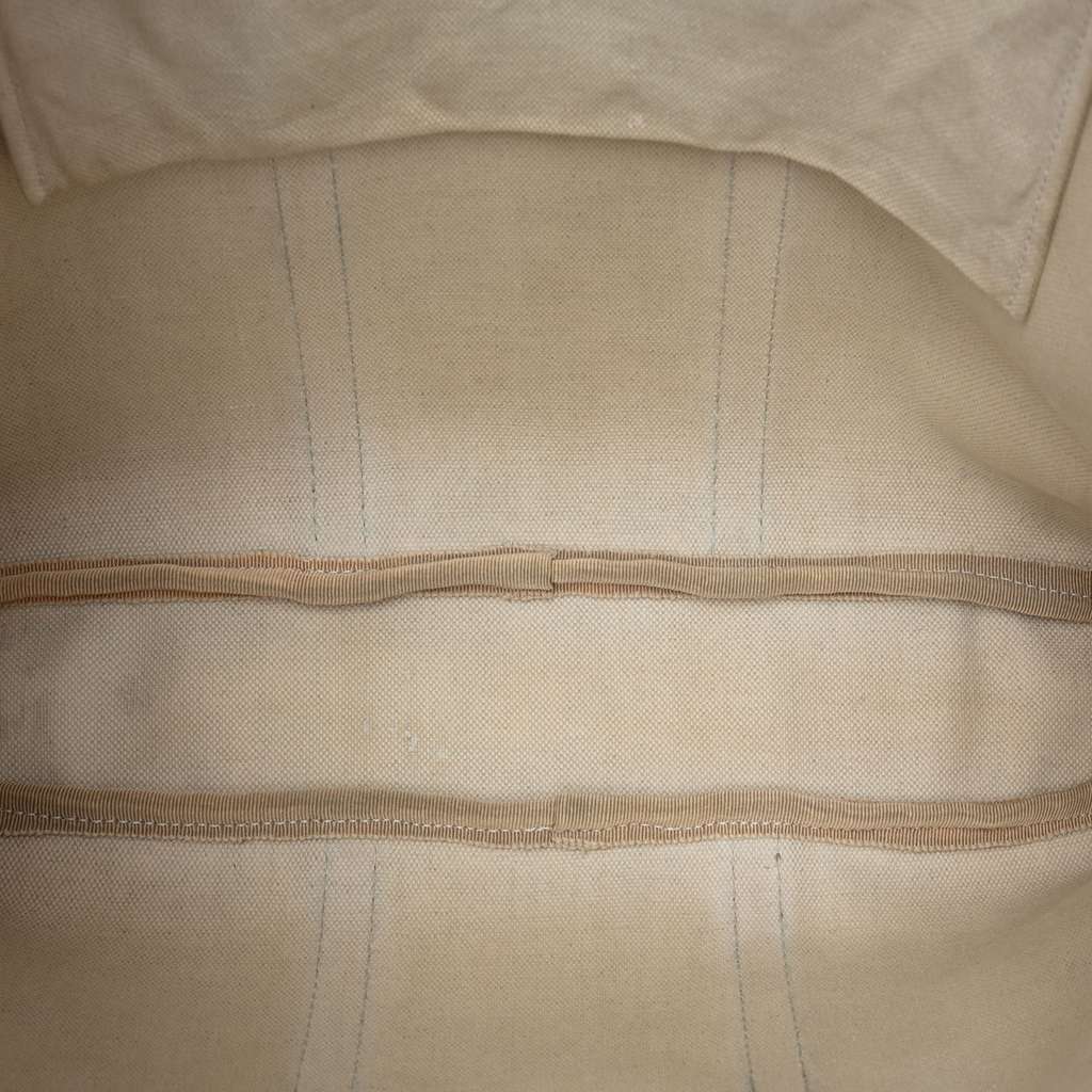 Gucci GG Supreme Business Bag Beige Canvas Good condition - Model View