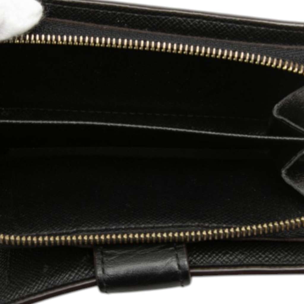 Louis Vuitton Monogram Giant Reverse Juliette Wallet Brown Very good condition - Model View